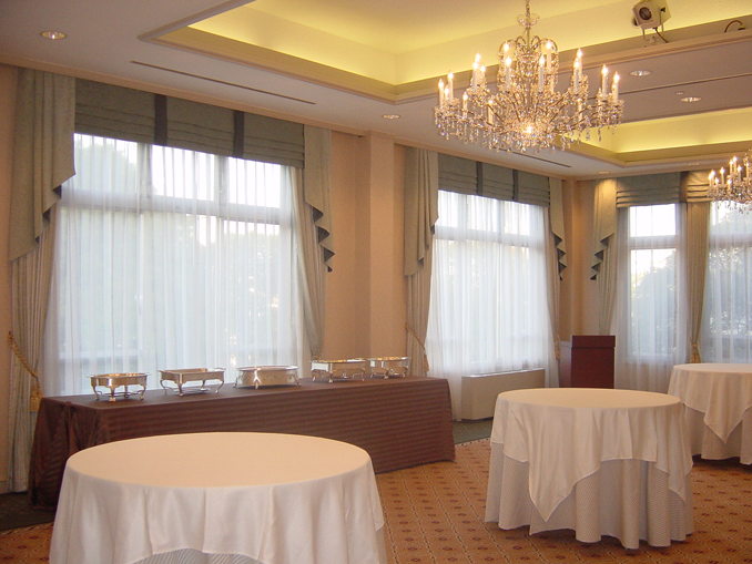 おしゃれなオーダーカーテンホテル結婚式場施工事例